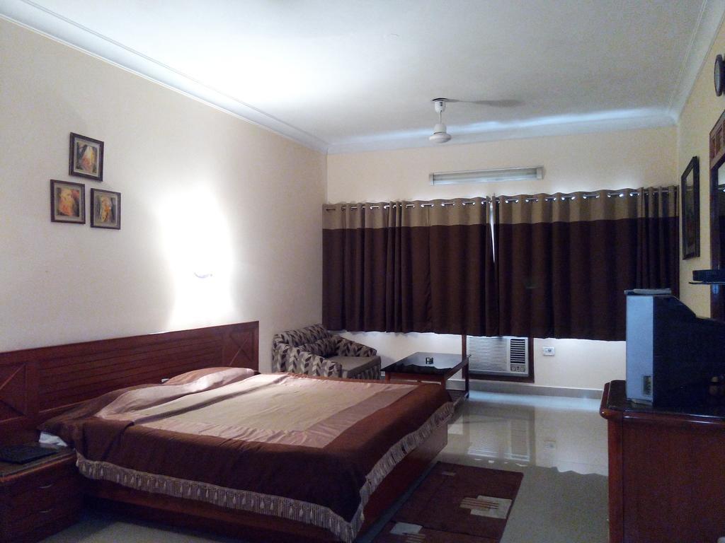 Hotel Airport 2*